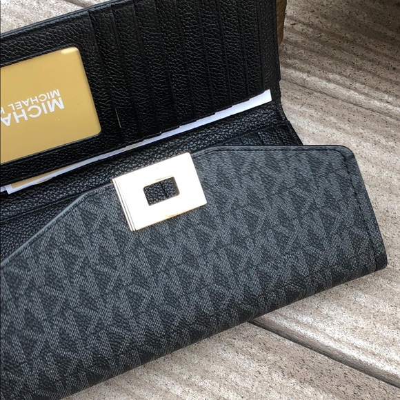 Michael kors casie trifold wallet black signature - Picture 4 of 6